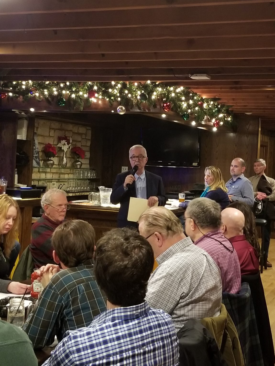 TAXPAYER MEETING IN EAST DUNDEE EDUCATES VOTERS ON THE DANGER OF HOME RULE